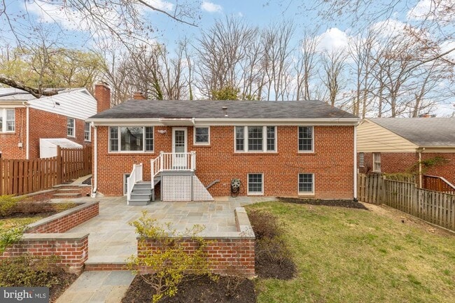 Building Photo - 2736 Stephenson Ln NW