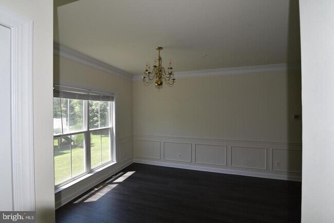 Building Photo - 139 Hokeland Dr