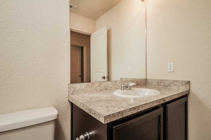 Building Photo - 4730 War Horse Dr