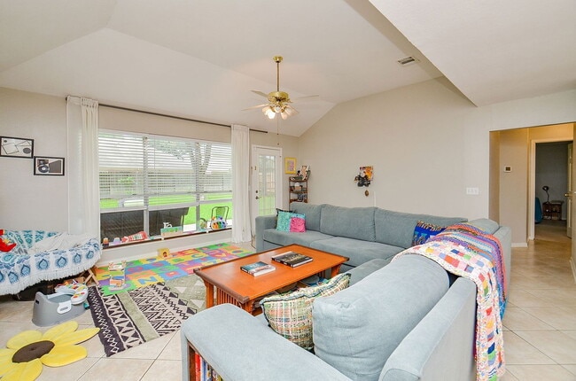 Building Photo - 1307 Irish Mist Ct