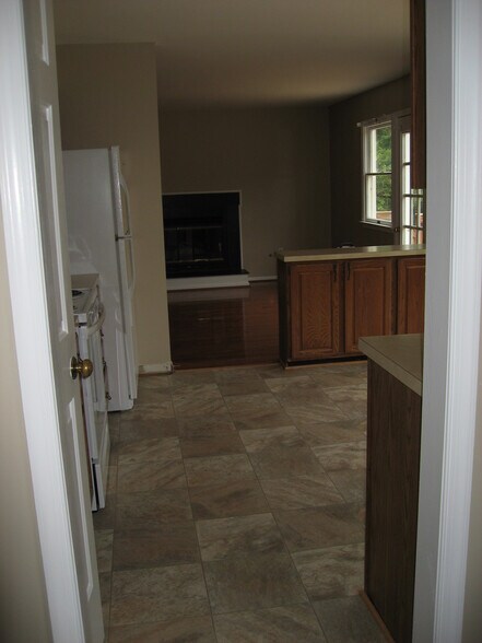 Building Photo - 8626 Ambrose Ct