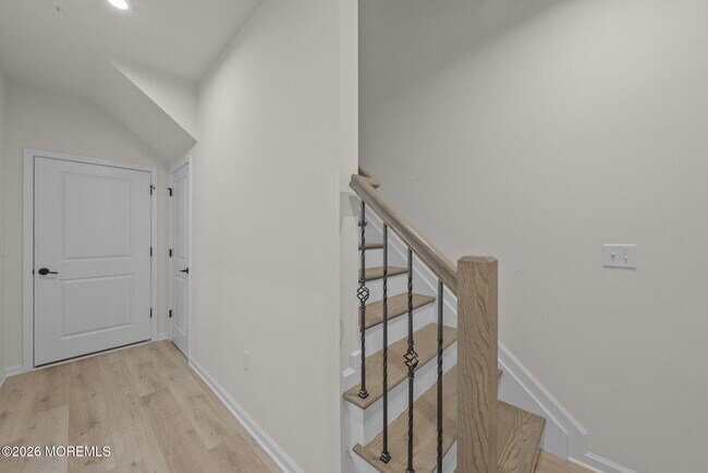 Building Photo - 1502 Arose Ln