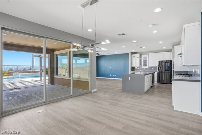 Building Photo - 2604 Evolutionary Ln