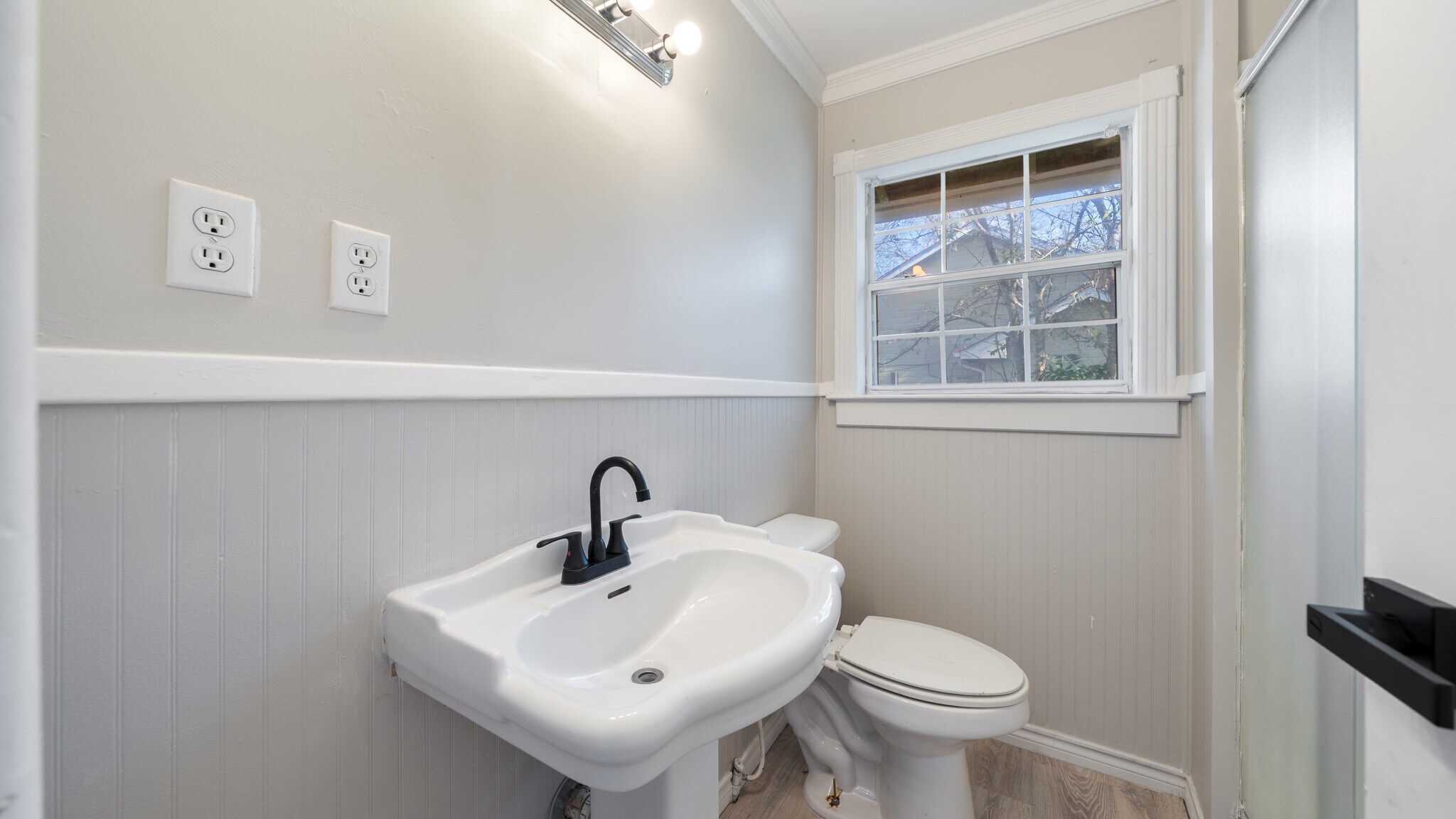 Building Photo - 403 Prairieville St