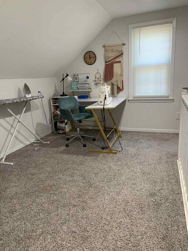 Building Photo - 520 S Osage St