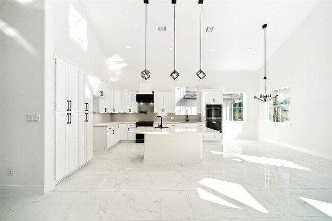 Building Photo - 75 Wick Willow Rd