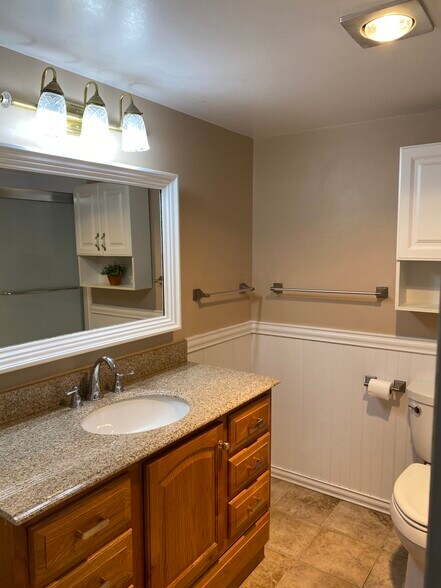 Updated Bath - 25 Coolbrook Ct