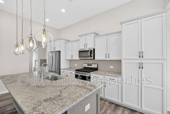 Building Photo - 418 Avocet Dr
