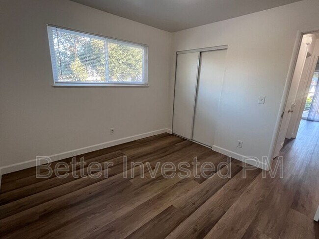 Building Photo - 752 Beaver St