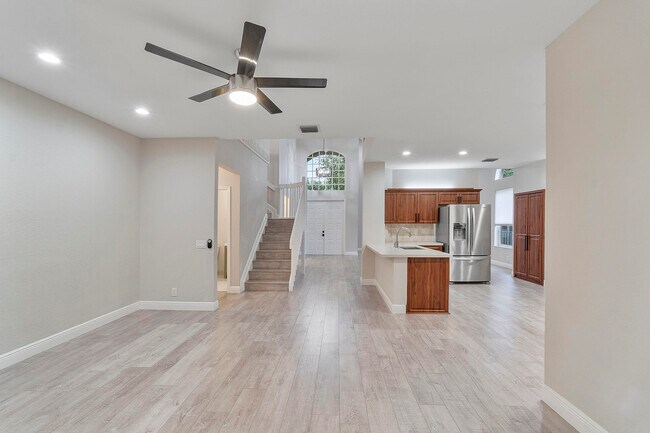 Building Photo - 6364 NW 78th Dr