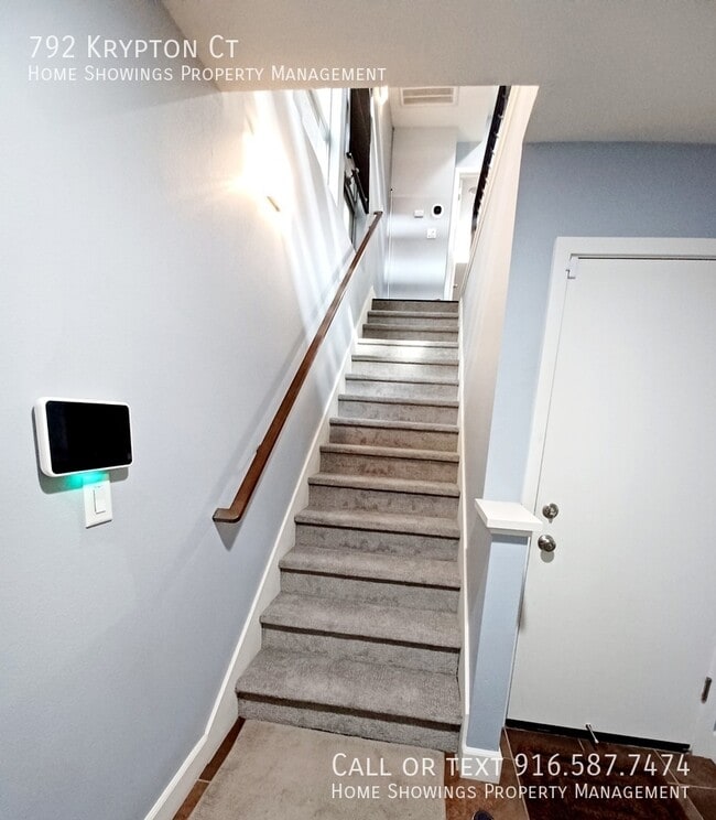 Building Photo - 792 Krypton Ct