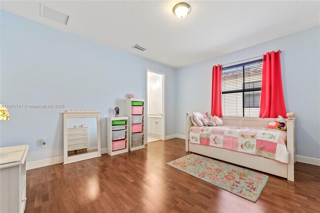 Building Photo - 8352 NW 26th Ct