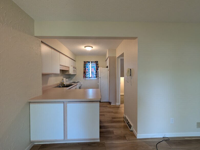 Building Photo - 3784 Cedarwood Ct