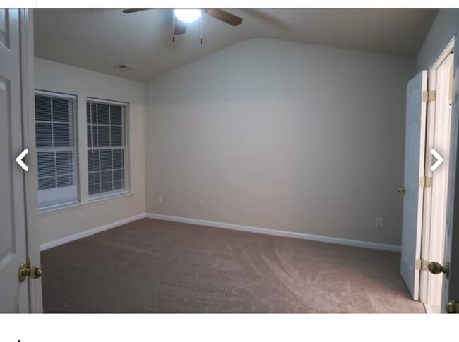 Primary bedroom - 200 Durston Loop