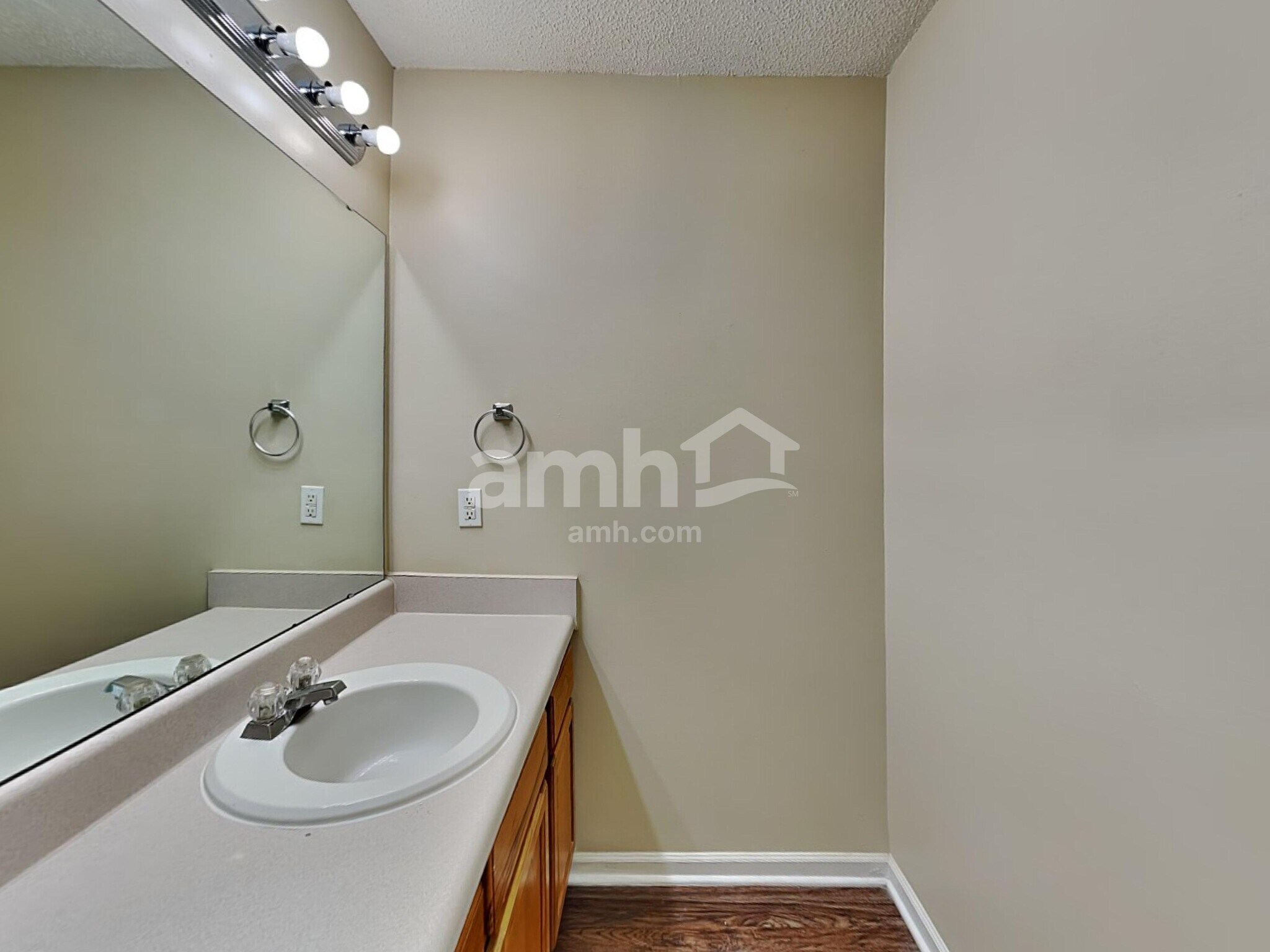 Building Photo - 3134 Marcony Way