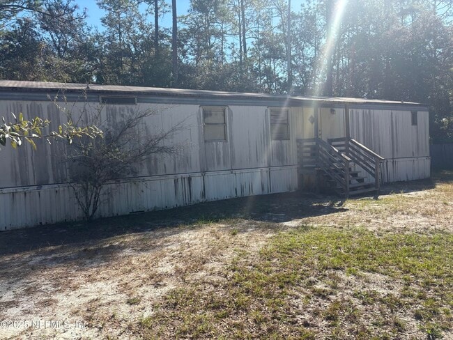 Building Photo - 119 Davis St