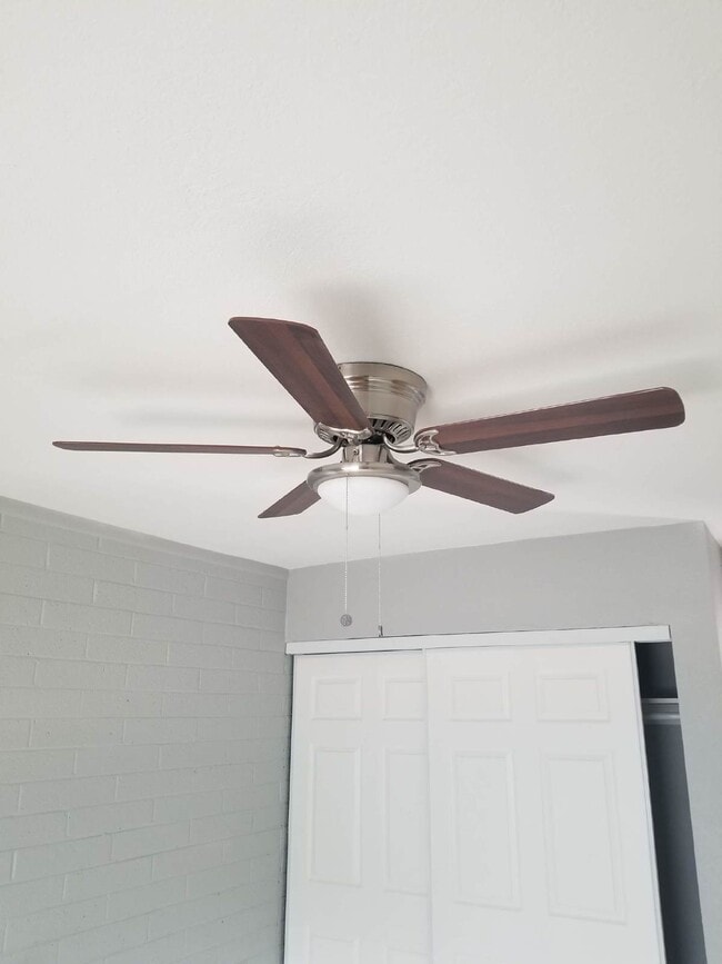 Building Photo - AWESOME 1 BEDROOM AND 1 BATHROOM FOR LEASE