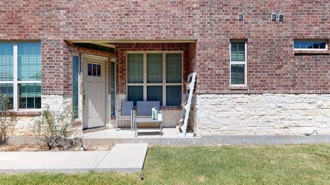 Building Photo - 2139 Big River St