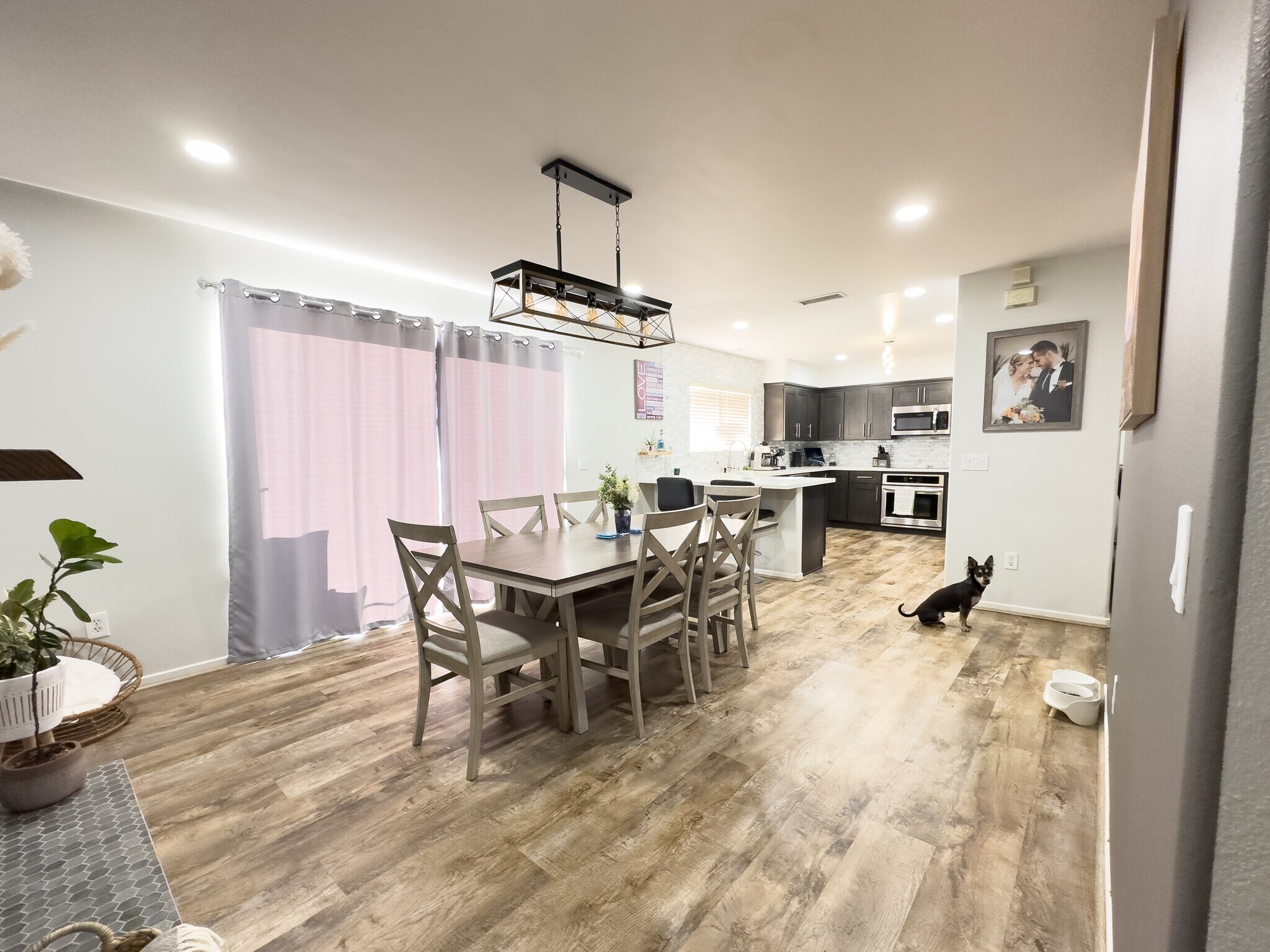 Building Photo - 8932 Gateway View Ct
