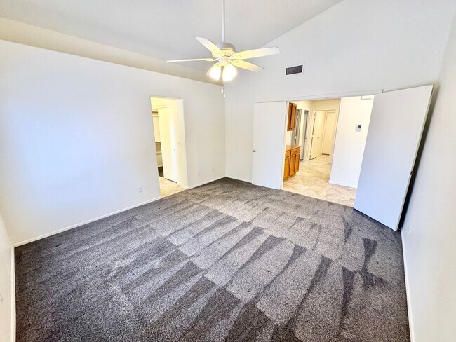 Building Photo - Meticulously Maintained 3 Bedroom + Den Single Level Home! Fantastic Low Backyard.