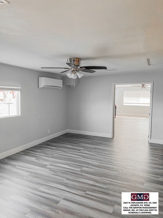 Building Photo - 3 Bedroom, 2 Bathroom House w/ Bonus Rooms...