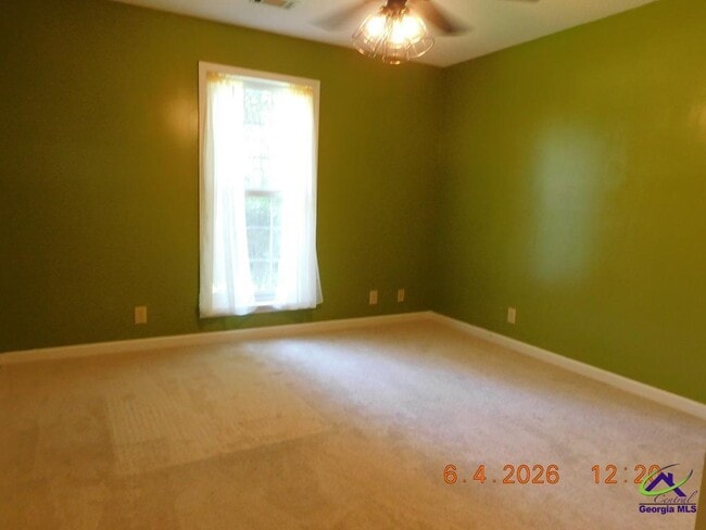 Building Photo - 112 Charleston Ct