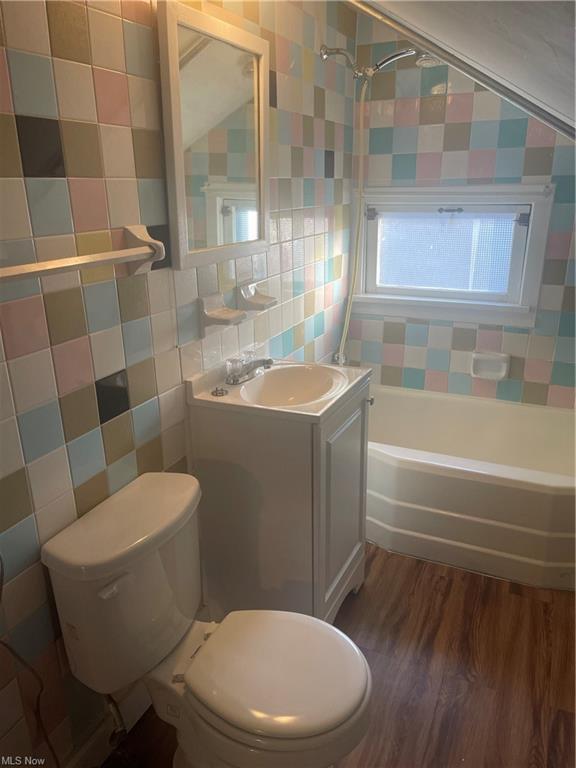 Building Photo - 3764 Mayfield Rd