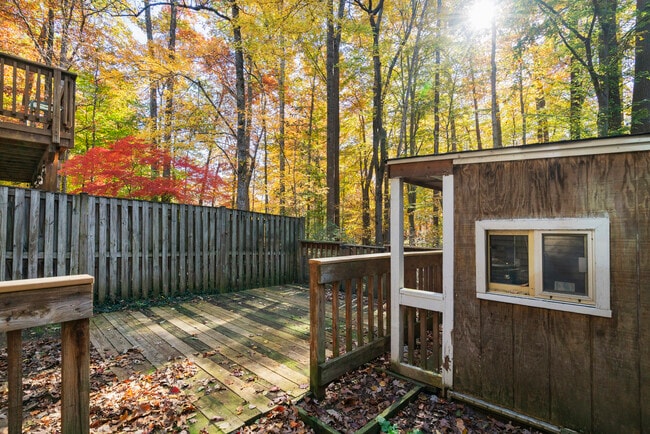 Building Photo - 8653 Bent Arrow Ct