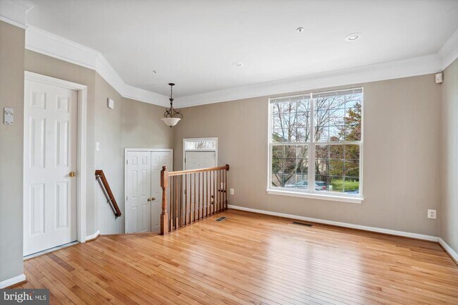 Building Photo - 25404 Upper Clubhouse Dr