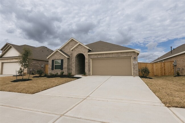 Building Photo - 5330 Sleepy Fox Ln