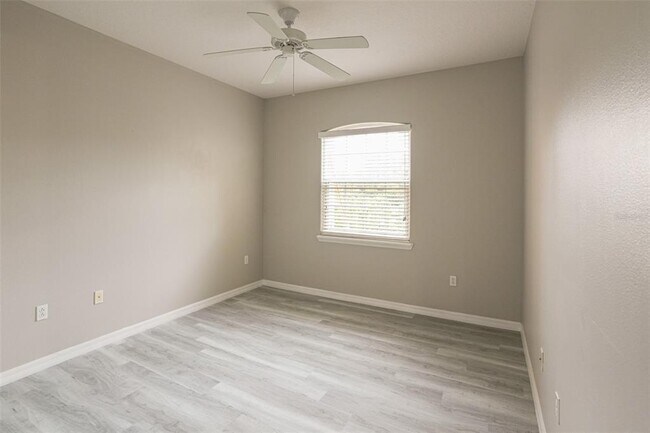 Building Photo - 10114 Willow Grove Ct