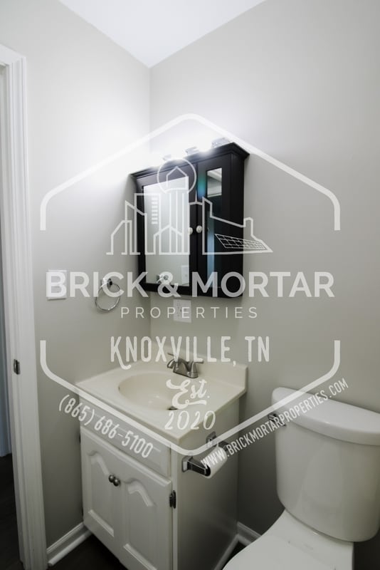 Building Photo - 137 Tallent Way