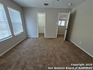Building Photo - 161 Briar St