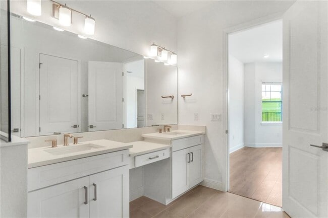 Building Photo - 16120 Volterra Point
