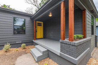 Building Photo - Room in House on Tisinger Ave