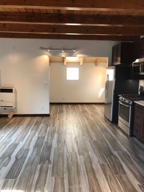 Building Photo - 3730 Cazador St