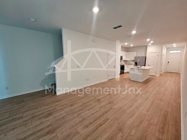 Building Photo - 5914 Ortega Lk Dr