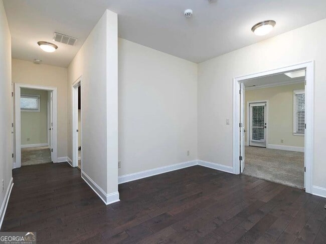 Building Photo - 3394 Bryerstone Cir SE