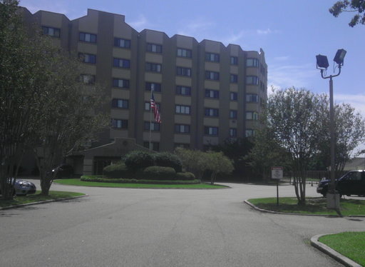 Building Photo - 11550 Southfork Ave