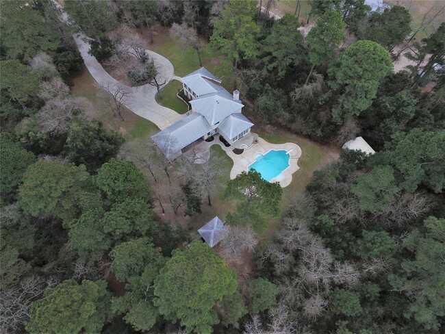 Building Photo - 2110 McCaleb Rd