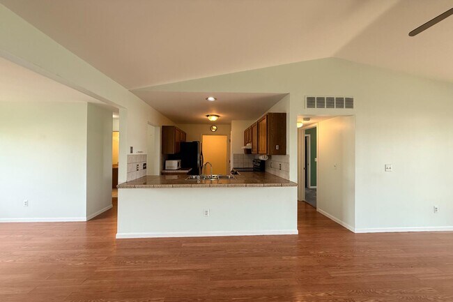 Building Photo - 30783 Hidden Pines Ln