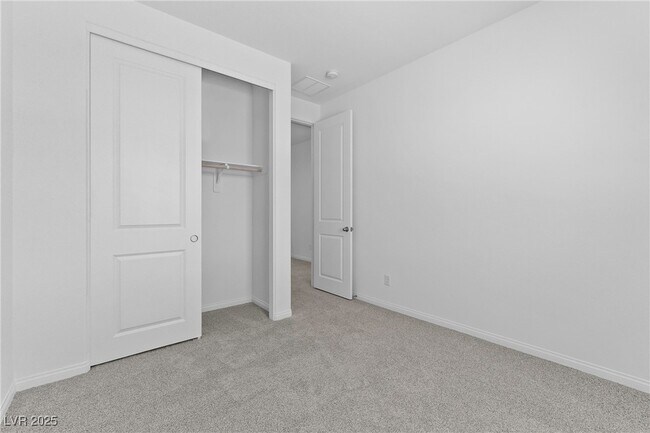 Building Photo - 966 Ferodale Ave