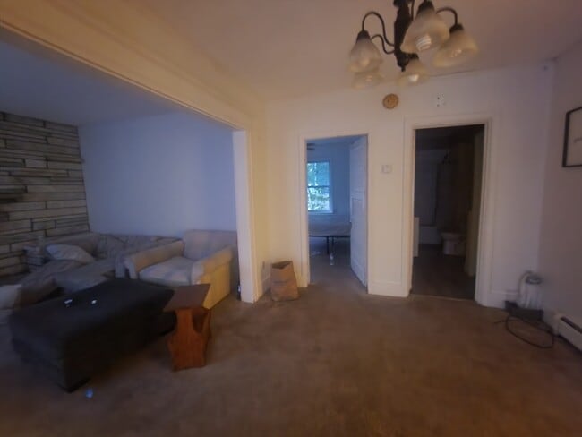 Building Photo - 39 Elmwood St