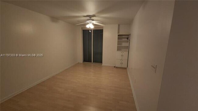 Building Photo - 5900 Collins Ave