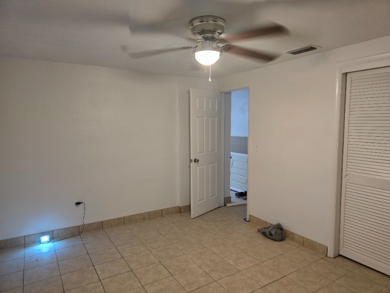 Building Photo - 3643 Cheswick Dr