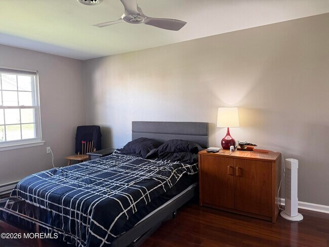 Building Photo - 116B Buckingham Dr