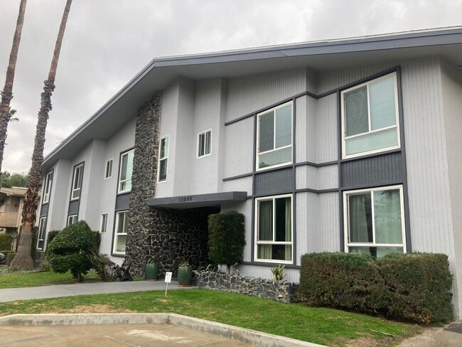 Primary Photo - 13000 Valleyheart Dr