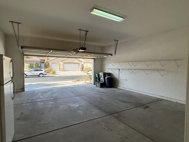 Building Photo - 78768 Yellen Dr