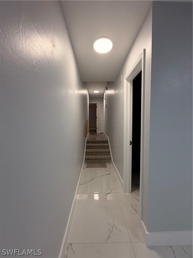 Building Photo - 3711 4th Ave NE