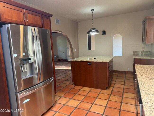 Building Photo - 3800 N Tanuri Dr